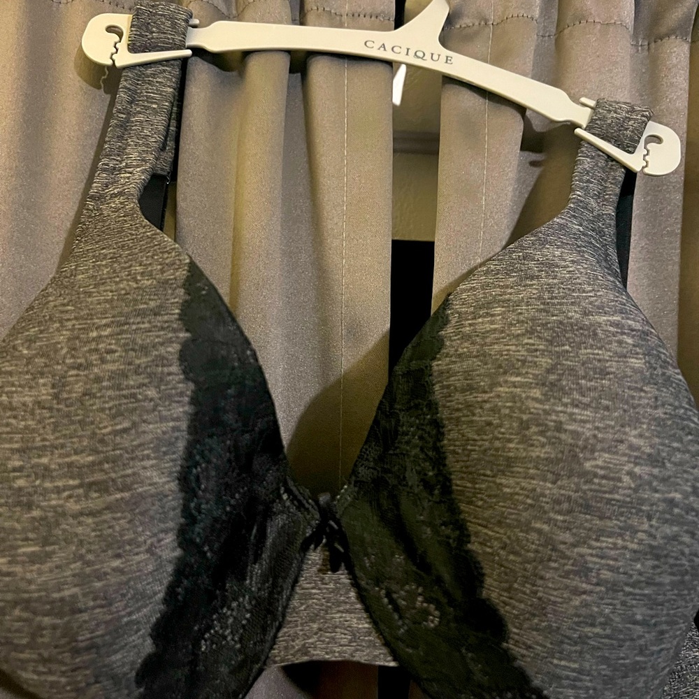 LANE BRYANT lightly lined full coverage bra 36DDD